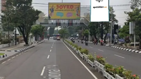 Billboard 5 × 10 m di Jl. Pandanaran (Depan Indosat Tower), Semarang, Jawa Tengah