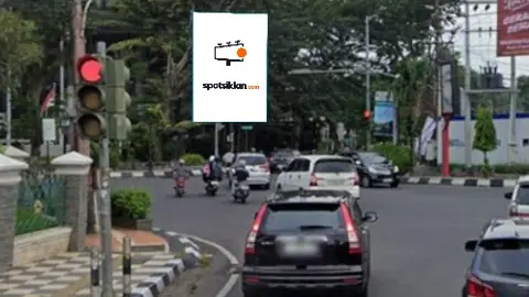 Baliho 4 × 6 m di Jl. Erlangga Timur (Pertigaan Jl. Diponegoro), Semarang, Jawa Tengah