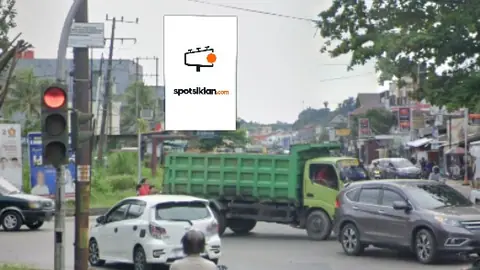Baliho 6 × 4 m di Jl. Sentosa (Menuju Hotel Royal Park), Samarinda, Kalimantan Timur