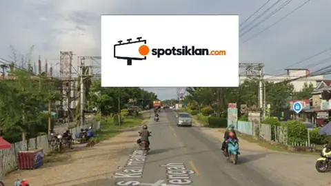 Bando Jalan 6 × 12 m di Jl. MT Haryono (Simpah), Sintang, Kalimantan Barat