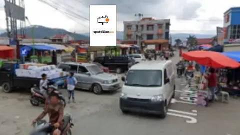 Baliho 4 × 6 m di Jl. Teuku Umar (Dari Kawasan Wisata Danau Diatas Menuju Pasar Alahan Panjang), Kabupaten Solok, Sumatera Barat