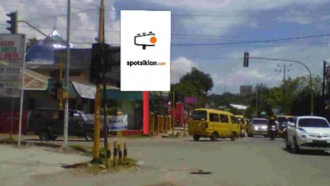 Baliho 4 × 6 m di Jl. Yan Mamoribu (Pertigaan Jl. RA Kartini), Sorong, Papua Barat