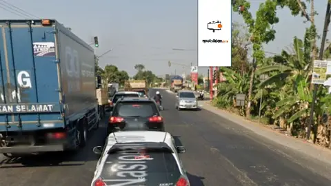 Billboard 8 × 4 m di Jl. Sragen - Ngawi (Area Lampu Merah SPBU Gondang, Hadap Selatan), Jawa Tengah