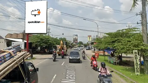 Baliho 6 × 4 m di Jl. Raya Sragen-Solo (TImur Jembatan Mungkung Masuk Kota Sragen, Hadap Timur), Jawa Tengah