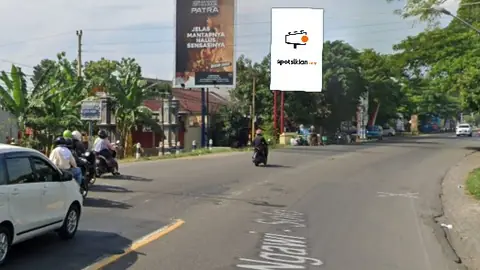 Baliho 6 × 4 m di Jl. Raya Sragen - Ngawi (Pertigaan Paldaplang), Jawa Tengah