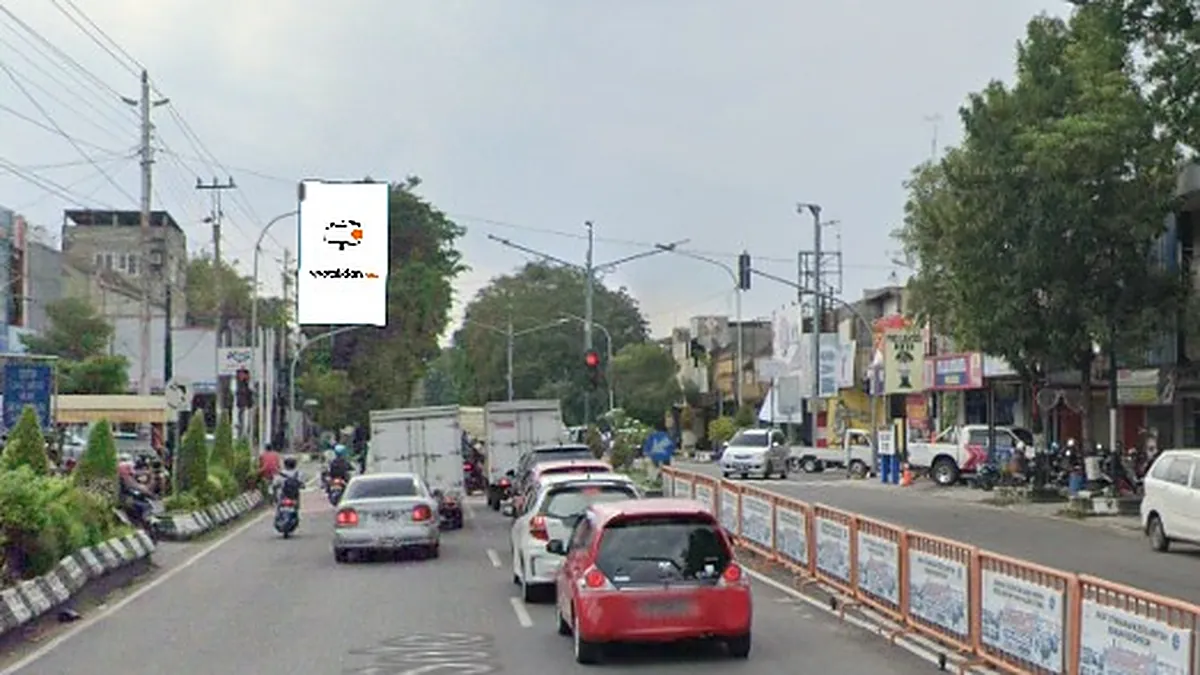 Baliho 6 × 4 m di Jl. Raya Sukowati (Area Pasar Kota Sragen), Jawa Tengah