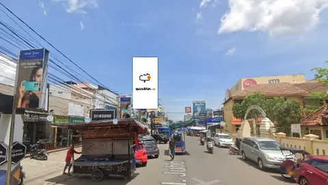 Billboard 8 × 4 m di Jl. Juhdi (Alun-alun menuju Pasar Royal), Serang, Banten