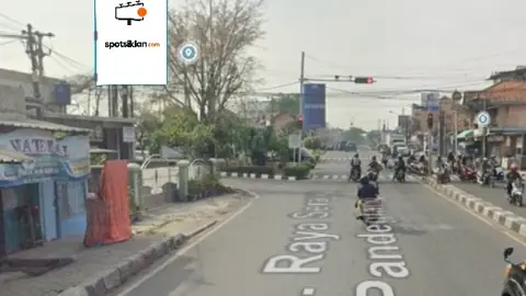 Baliho 6 × 4 m di Jl. Raya Serang-Pandeglang (Depan Kampus UPI), Banten