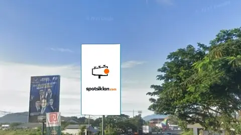 Billboard 5 × 10 m di Jl. Akses Tol Cilegon Timur (Dari Exit Tol Cilegon Menuju Pertigaan PCI), Kabupaten Serang, Banten
