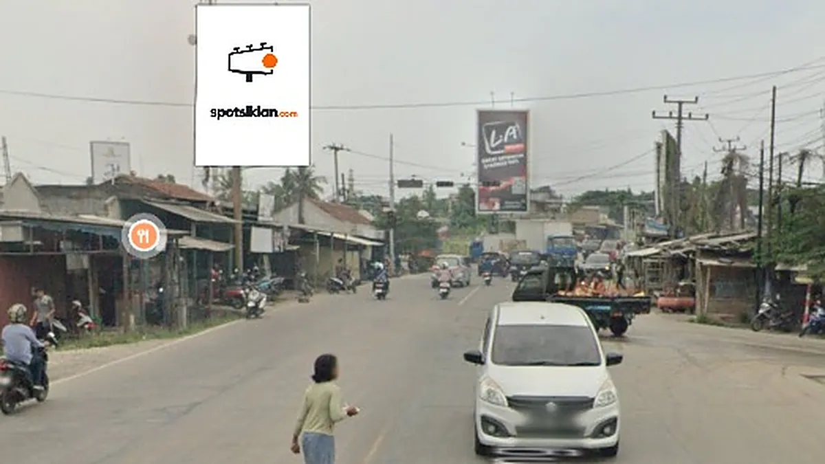 Baliho 4 × 6 m di Jl. Raya Serang (Dari Balaraja Menuju Arah Cikande), Banten