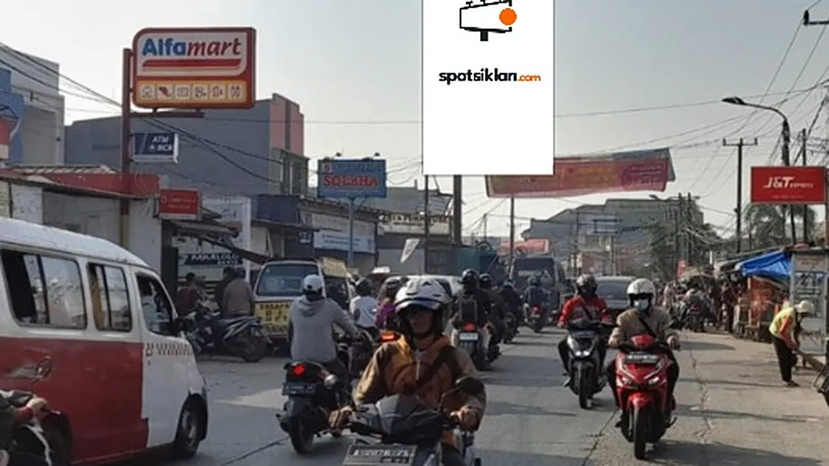Billboard 6 × 10 m di Jl. Raya Mauk (dari Sepatan menuju Mauk), Kabupaten Tangerang, Banten