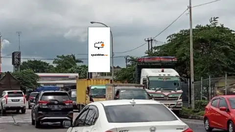 Billboard 5 × 10 m di Jl. Raya Serang (dari Exit Tol Balaraja Barat menuju Serang dan Balaraja Timur), Kabupaten Tangerang, Banten