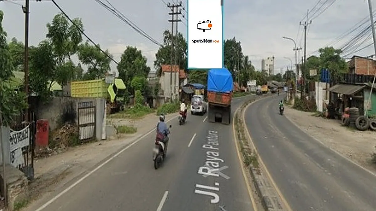 Billboard 10 × 5 m di Jl. Raya Serang (Telaga Bestari Menuju Balaraja), Kabupaten Tangerang, Banten