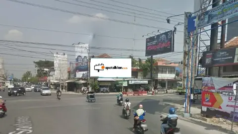 Billboard 5 × 10 m di Jl. Kapten Sudibyo (Depan Pacific Mall), Tegal, Jawa Tengah