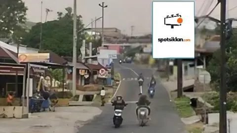 Baliho 6 × 4 m di Jl. Bojong (Terlihat arah dari SD Negeri Bojong 3), Kabupaten Tegal, Jawa Tengah
