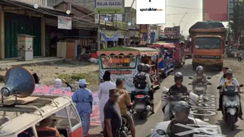 Baliho 4 × 6 m di Jl. Raya Lebaksiu (Area Pasar Lebaksiu, dari Tegal ke Purwokerto), Jawa Tengah