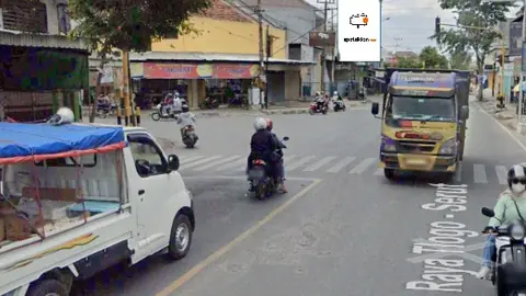 Baliho 4 × 6 m di Jl. Raya Ps Ngunut (Pasar Ngunut), Tulungagung, Jawa Timur