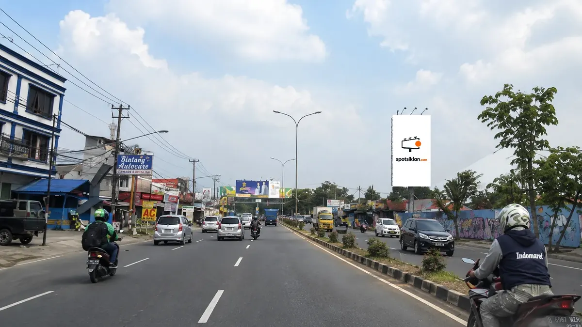 Billboard 5 × 10 m di Jl. Raya Serpong (Arah Alam Sutra menuju BSD), Tangerang Selatan, Banten