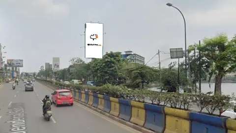 Billboard 6 × 12 m di Jl. Raya Jend. Sudirman (dari arah Tangerang Kota/ Fly Over Cipondoh), Banten