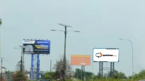 Billboard 16 × 8 m di Jl. Tol Sedyatmo. KM. 31+970 A (Arah dari Jakarta menuju Bandara Soekarno-Hatta), Tangerang, Banten