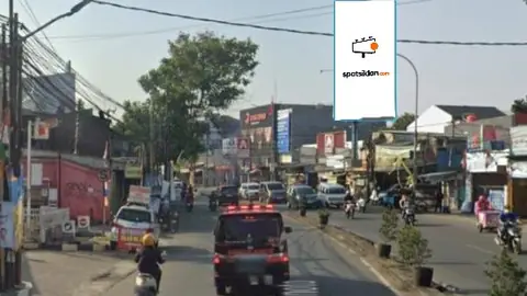 Billboard 10 × 5 m di Jl. Raya HOS Cokroaminoto (Arah dari CBD Ciledug menuju Creo), Tangerang, Banten