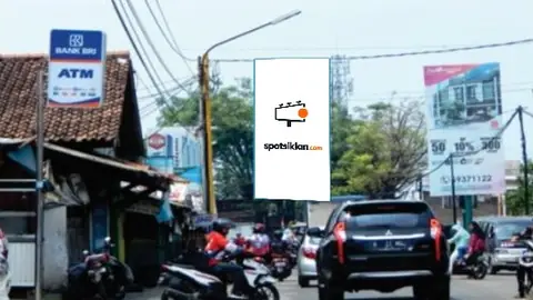 Billboard 4 × 8 m di Jl. Raya Pembangunan III Karang Anyar (Arah dari Tangerang menuju Bandara Soetta), Banten