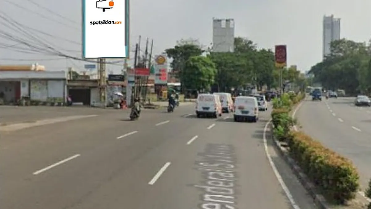 Billboard 10 × 5 m di Jl. Jenderal Sudirman (Dekat Pertamina 34-15101 Gas Station), Tangerang (unit 1), Banten