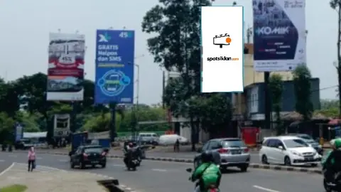 Billboard 12 × 6 m di Jl. Jenderal Sudirman (Tugu Jam Gede Jasa), Tangerang (unit 2), Banten