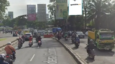 Billboard 6 × 12 m di Jl. Jendral Sudirman (Dekat Jam Gede Jasa), Tangerang, Banten