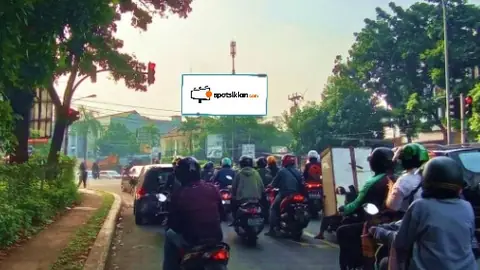 Billboard 5 × 10 m di Jl. Bintaro Utama (dari Bintaro Plaza menuju Rc Veteran Bintaro Sektor 1), Tangerang Selatan, Banten