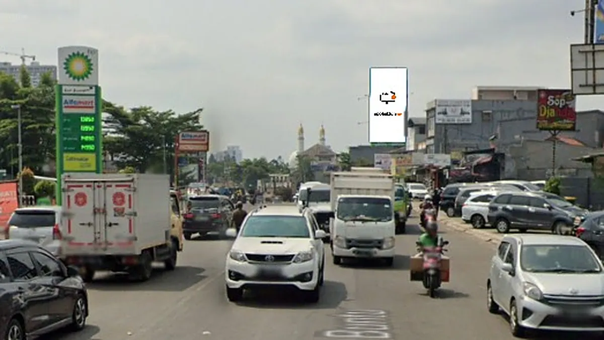 Billboard 6 × 12 m di Jl. Raya Rawa Buntu (dari arah Rawa Buntu menuju perempatan Eka Hospital), Tangerang Selatan, Banten