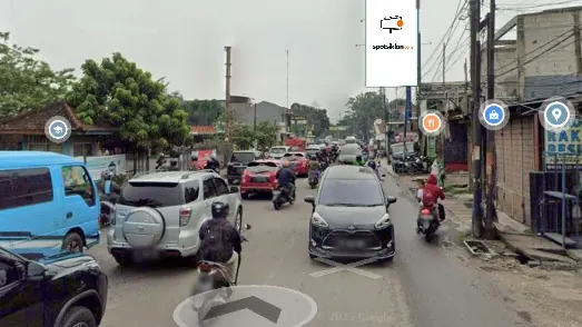 Billboard 5 × 10 m di Jl. R. E Martadinata (Arah dari Pamulang Menuju Ciputat), Tangerang Selatan, Banten