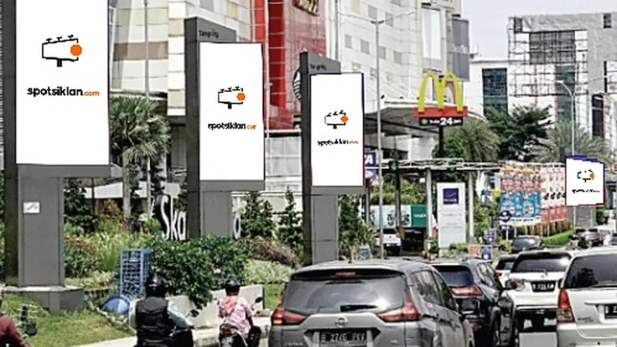 Videotron 2 × 4 m di Jl. Jendral Sudirman (Dari Taman Potret), Tangerang, Banten