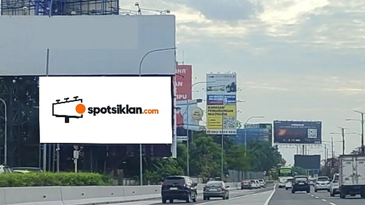 Videotron 6 × 12 m di Jl. Tol Prof Sediyatmo KM 32+600 (Dari Jakarta Menuju Bandara Soekarno Hatta), Tangerang, Banten