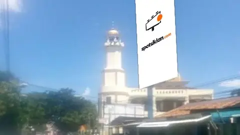 Baliho 6 × 4 m di Jl. Brinjangan-Santiong (Sekitar Klenteng Thian Hou Kiong), Ternate, Maluku Utara