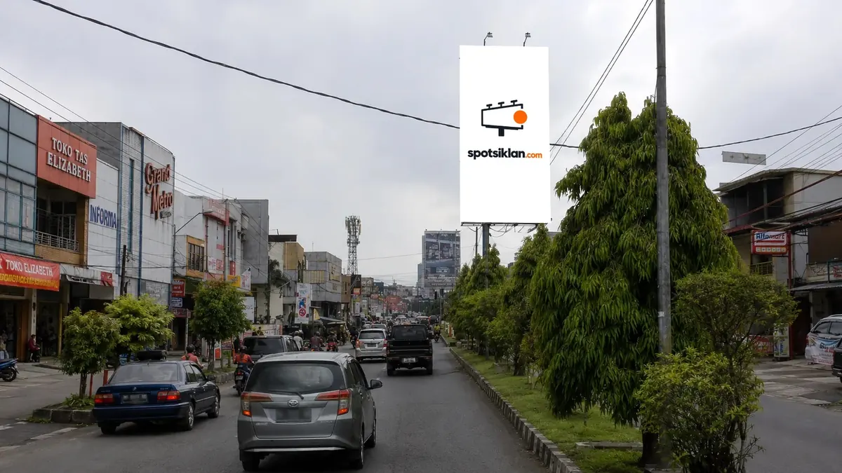 Billboard 5 × 10 m di Jl. HZ Mustofa Arah Asia Mall (2 muka), Tasikmalaya, Jawa Barat