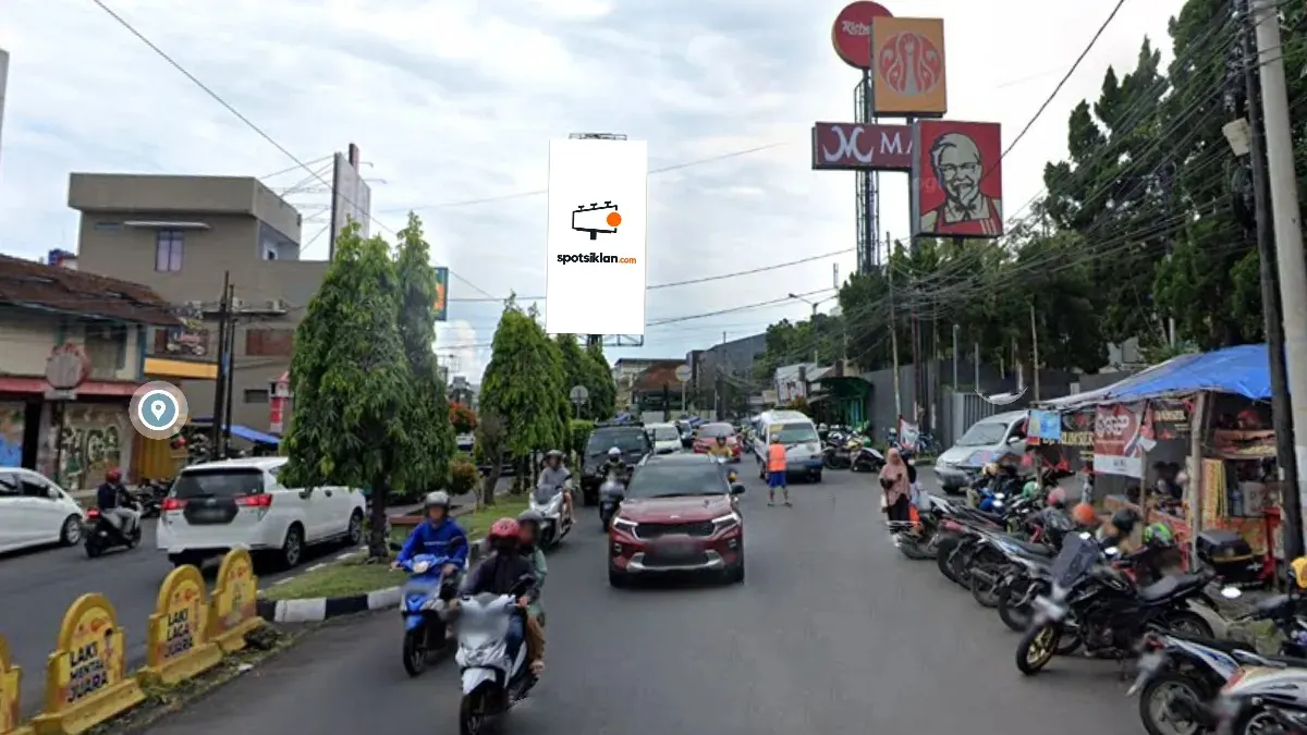 Billboard 5 × 10 m di Jl. KHZ. Mustofa (depan Asia Plaza) View Utara Tasikmalaya, Jawa Barat