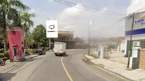 Billboard 4 × 6 m di Jl. Mohammad Hatta, Tasikmalaya, Jawa Barat