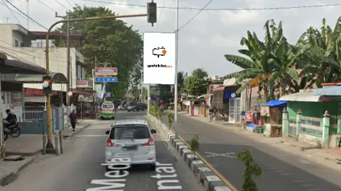 Baliho 4 × 6 m di Jl. Medan-Pematang Siantar (Arah Simpang Empat Pasar Baru Kota Tebing Tinggi), Sumatera Utara