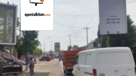 Baliho 6 × 4 m di Jl. Raya Baturetno (Menuju Pasar Bung Karno), Wonogiri, Jawa Tengah