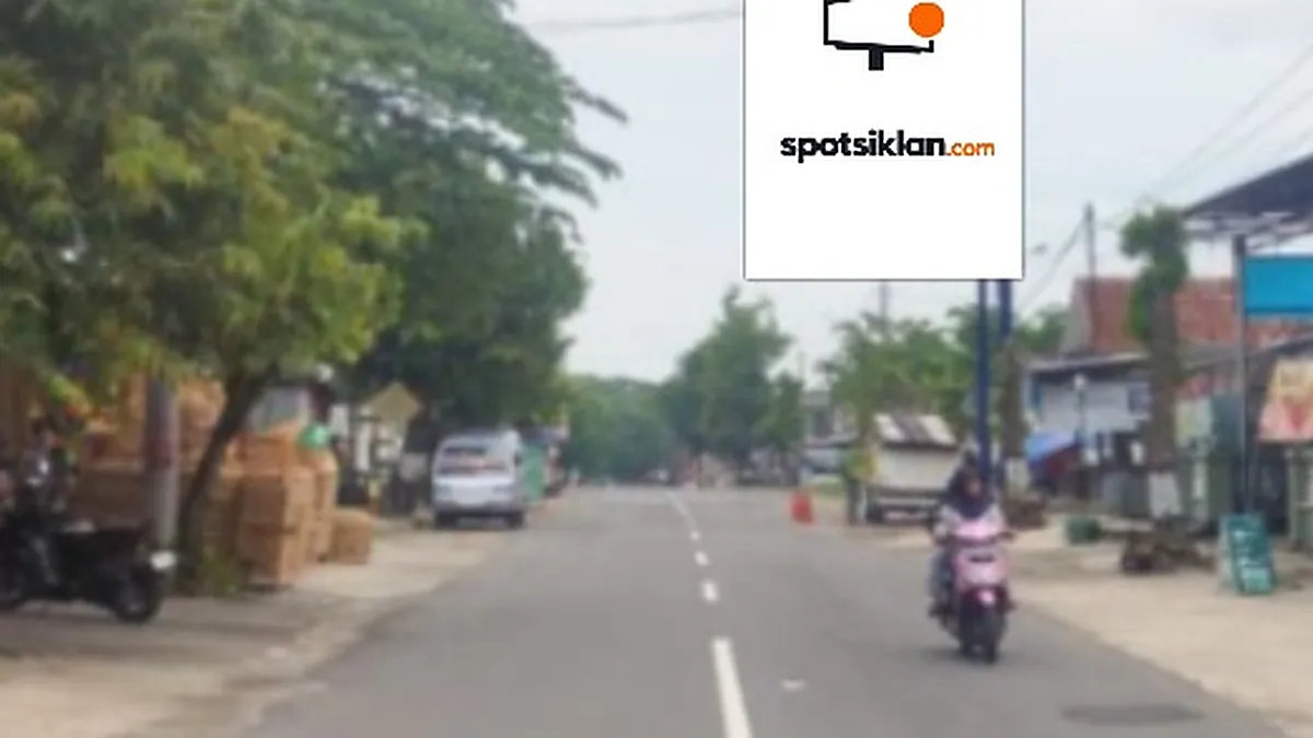 Baliho 6 × 4 m di Jl. Raya Wuryantoro (Pasar Wuryantoro), Wonogiri, Jawa Tengah