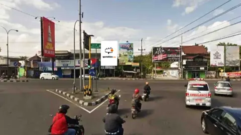 Billboard 4 × 6 m di Jl. Laksamana-Adisucipto, Yogyakarta, DI Yogyakarta
