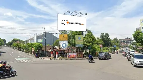 Billboard 4 × 8 m di Jl. Pembela Tanah Air (Arah SPBU Gedong Tengen), Yogyakarta, DI Yogyakarta