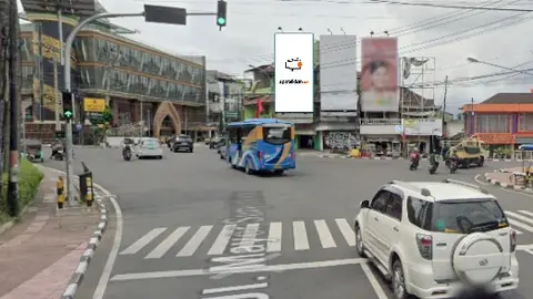 Billboard 10 × 5 m di Jl. Mataram (Arah Malioboro Mall), Yogyakarta, DI Yogyakarta