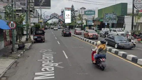 Billboard 10 × 5 m di Jl. Magelang (Area Batas Kota), Yogyakarta, DI Yogyakarta