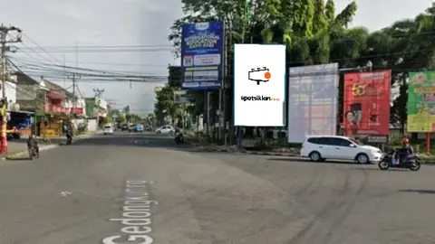 Baliho 6 × 4 m di Jl. Perempatan (Dari Perempatan Rojowinangun), Yogyakarta, DI Yogyakarta